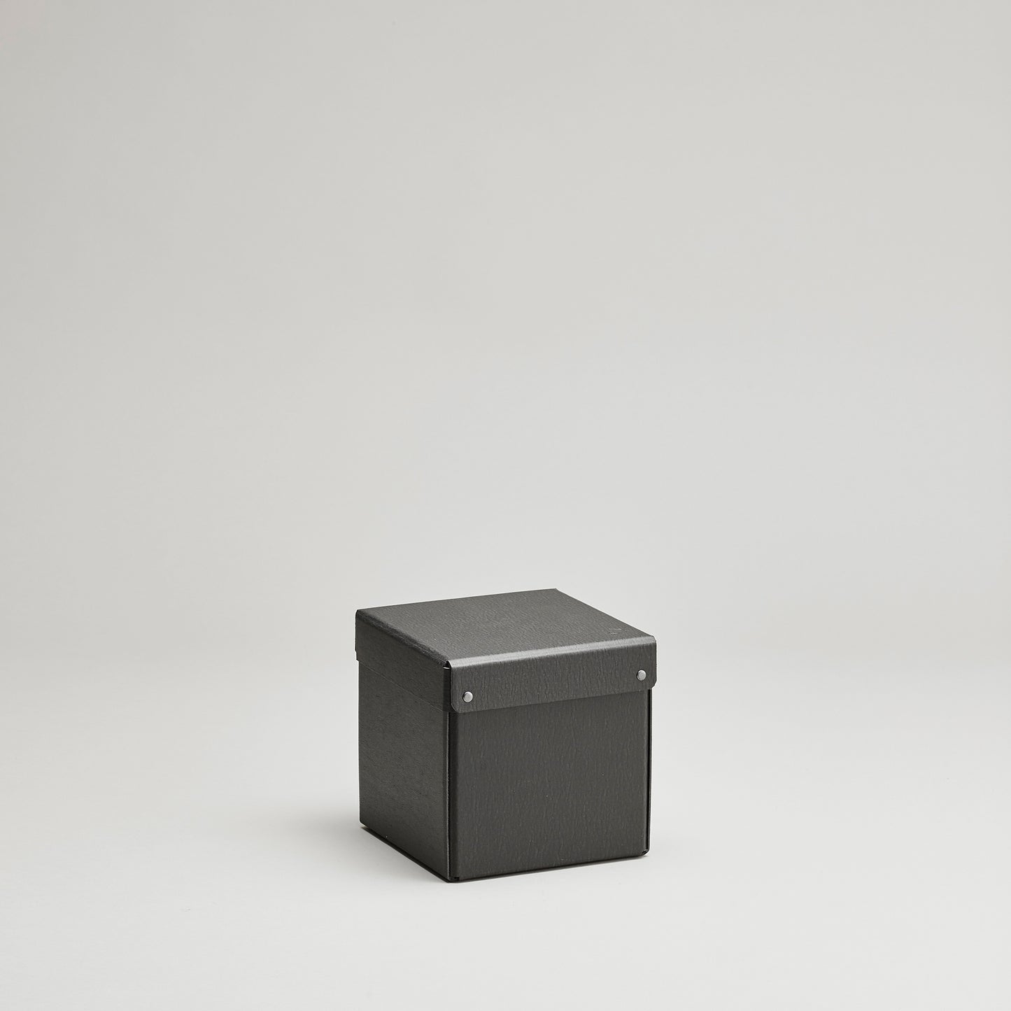 Spurv - Mellem kvadratisk æske